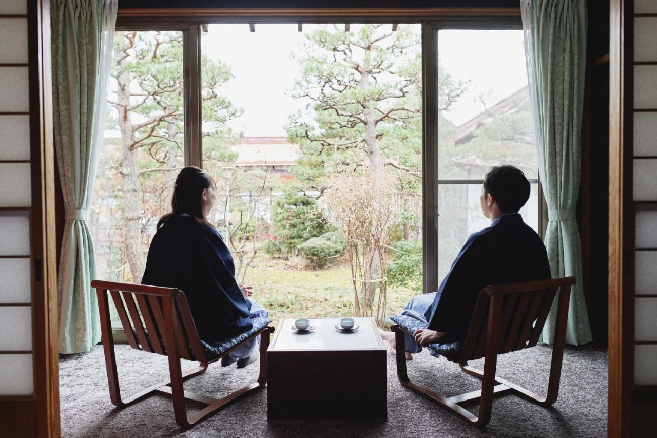 Takamiya Ryokan Sagiya Sansorai Kaminoyama Екстериор снимка
